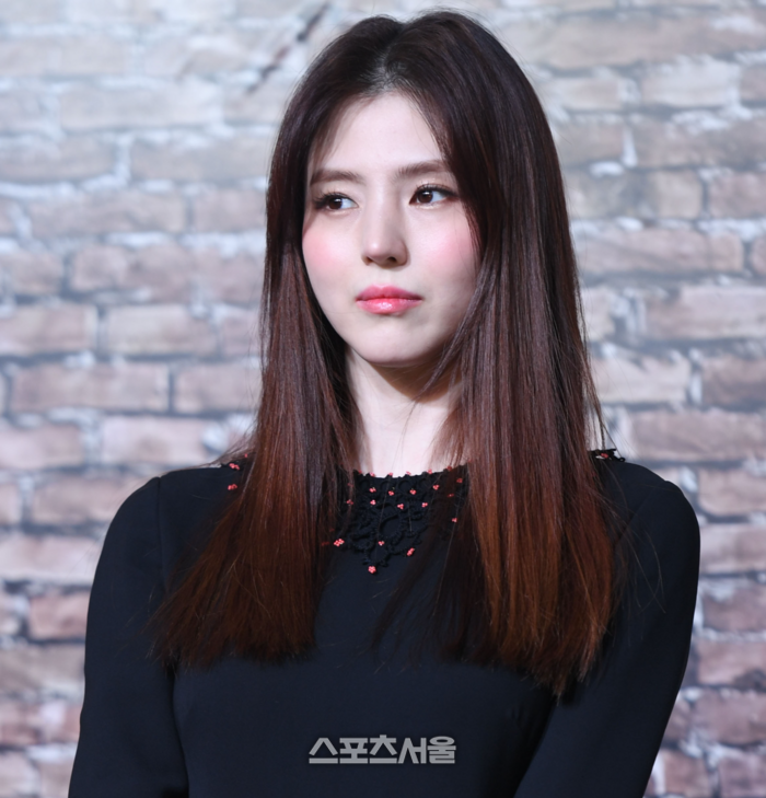  두 여자를 사이에 둔 ‘류준열의 난’인 줄 알았는데 SNS에 무분별하게 감정을 분출한 ‘한소희의 난’으로 귀결됐다.