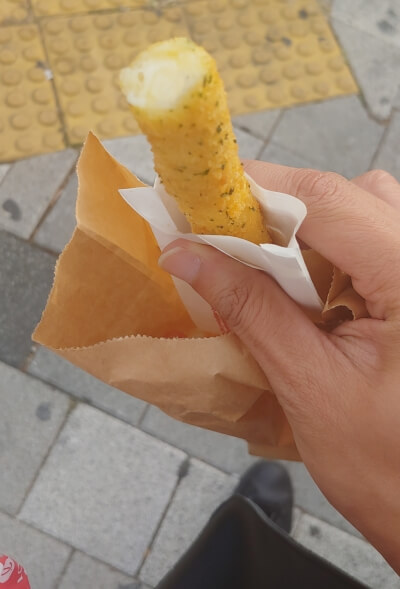 남부터미널 롯데리아 치즈스틱