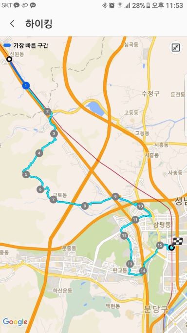 지도상에 오늘 걸은 gps 하늘색 경로&#44;