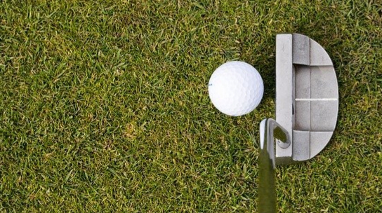 퍼팅그린에서 꼭 알아둬야 할 골프규칙 10가지