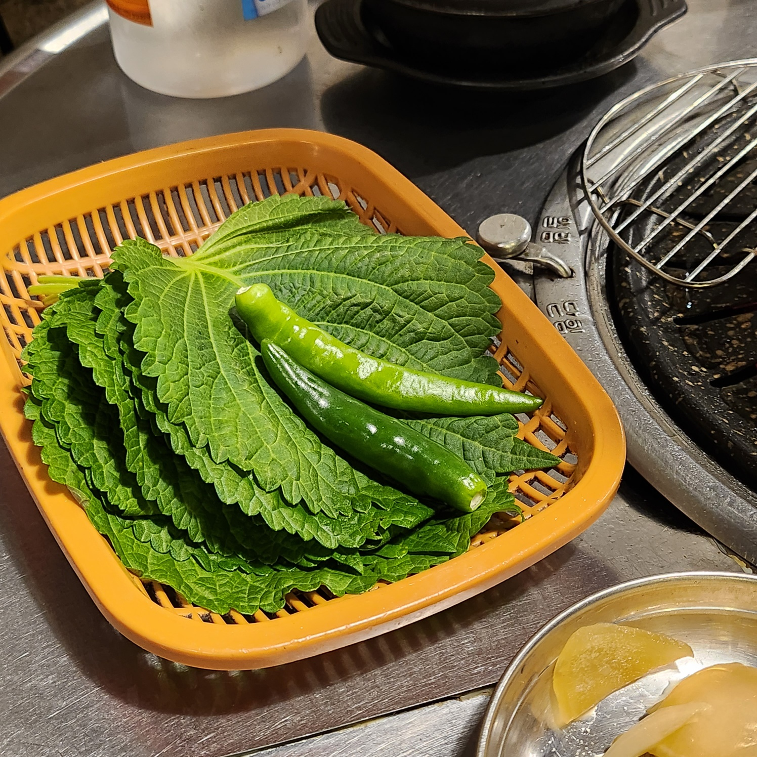 상왕십리 무한리필 돼지갈비 삼겹살 맛집 두께 본점 왕십리 고기집 회식장소 추천