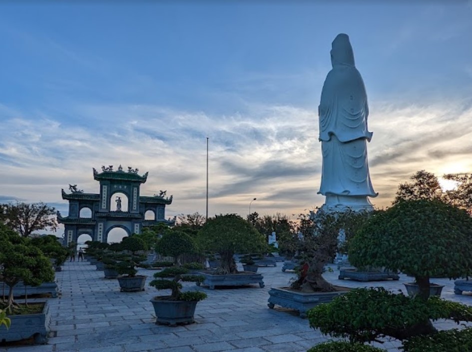 베트남_여행코스_린웅사
