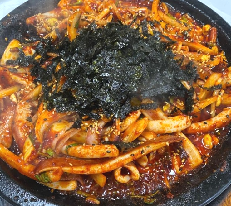 오징어볶음-위에-김