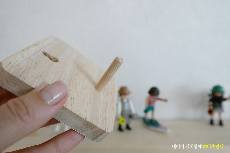 인테리어 잡화에도 딱인 해바라기 그림 돈 들어가는 액자 8