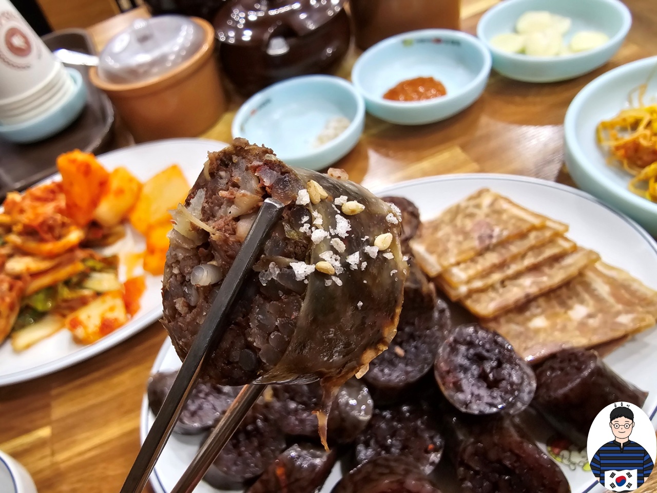 Mubongritojongsundaeguk (무봉리토종순대국) 2