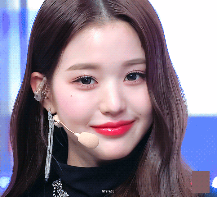  아이브 장원영 뮤직스테이션 출연 움짤 gif