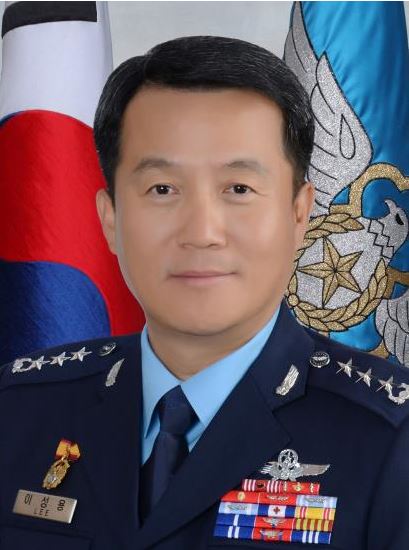  이성용 공군참모총장 프로필