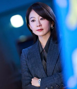 퀸메이커 시놉시스 & 캐릭터 1