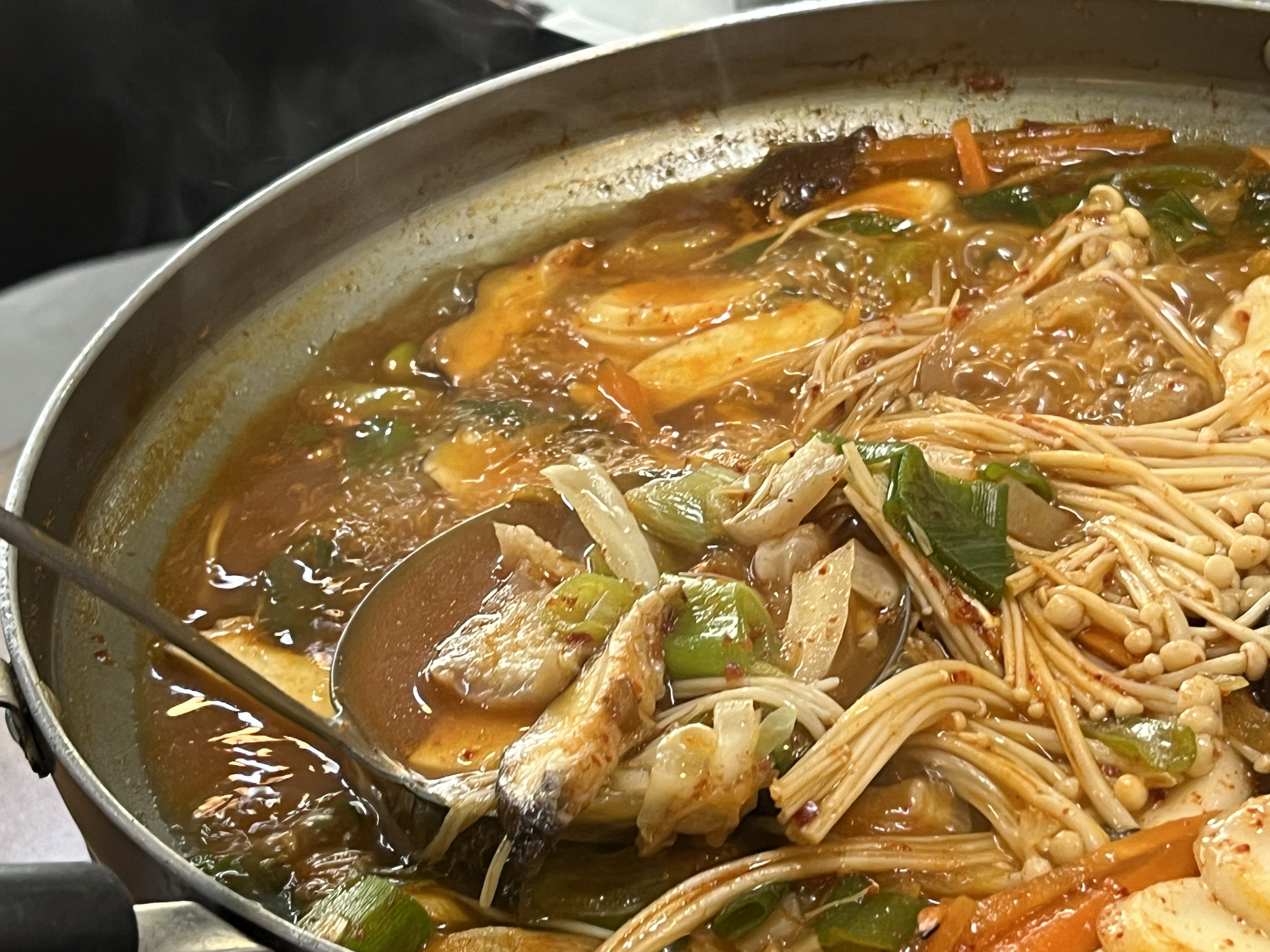 족살찌개 먹기 