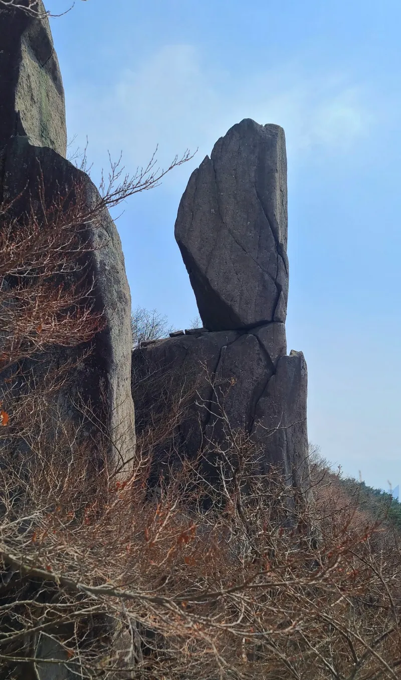 부산 장산 돛대바위