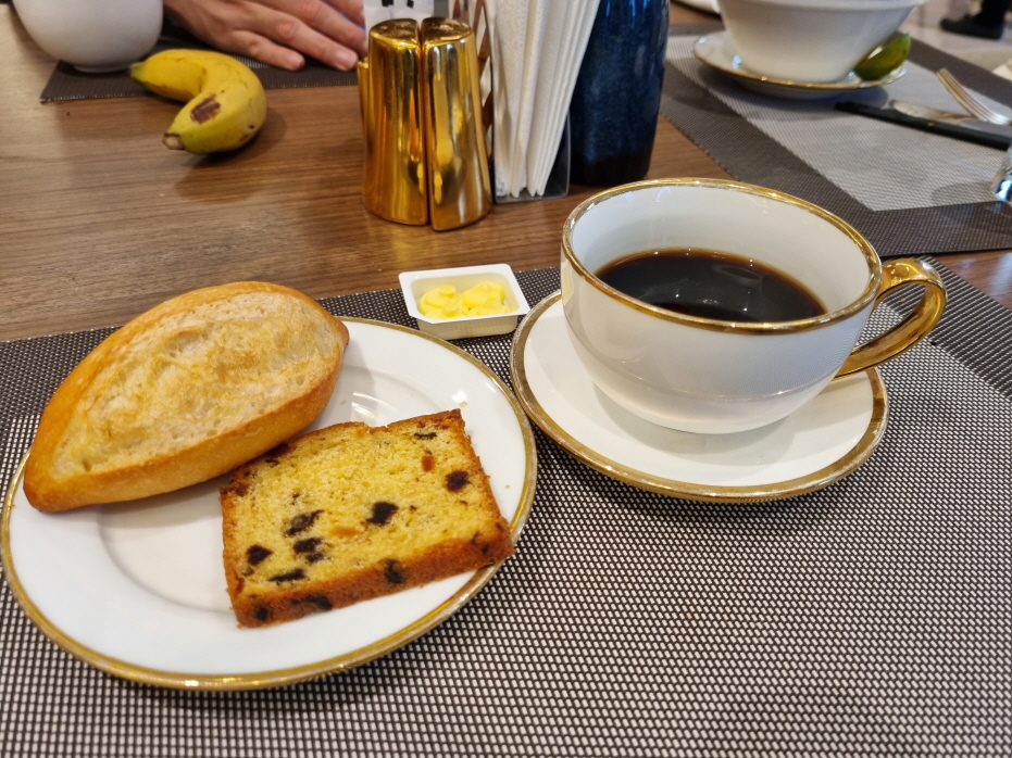 HANOI DOLCE BY WYNDHAM GOLDEN LAKE HOTEL BREAKFAST