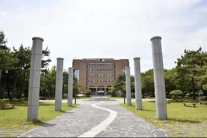 이두나 대학 촬영지 경상대학교 촬영장소