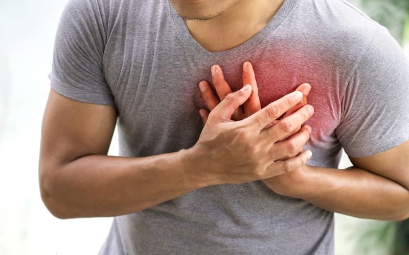 젊은 사람들이 심장마비로 죽는 이유 