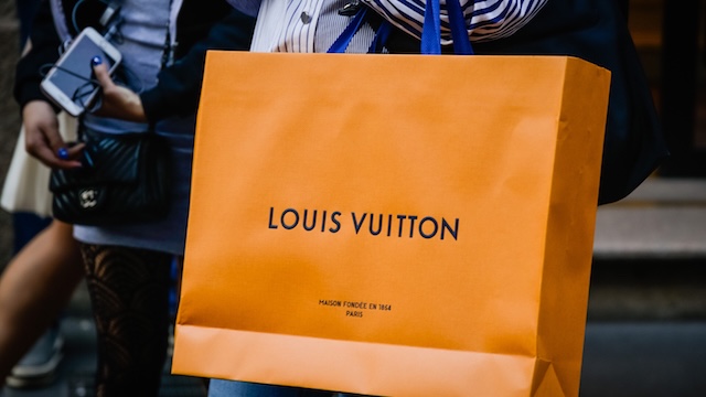  루이비통 모엣헤네시그룹(Lvmh) 주식 사는법, 주가/실적/전망