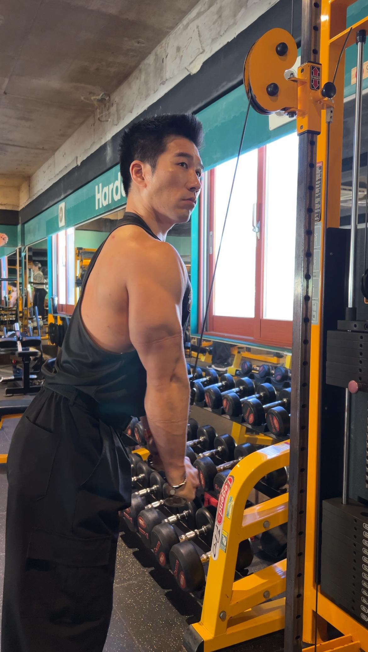 메카헬스짐 이미지