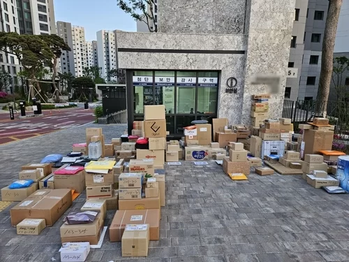  힐스테이트푸르지오수원 차량 지상출입 금지…'택배대란'