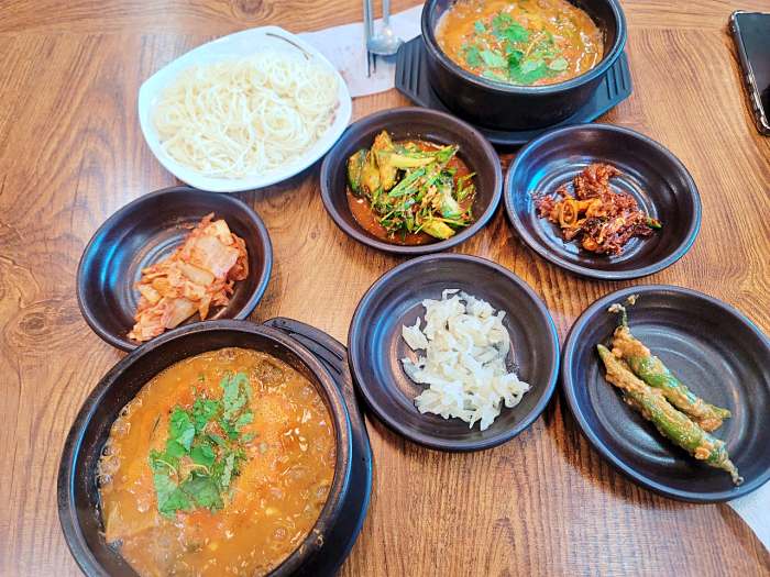 창녕 부곡온천 맛집 민물고기 한 상 어탕 국수 붕어곰탕