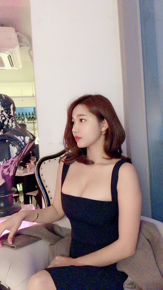  백만 팔로워를 보유한 파워 인플루언서이자 쇼핑몰 CEO 오또맘