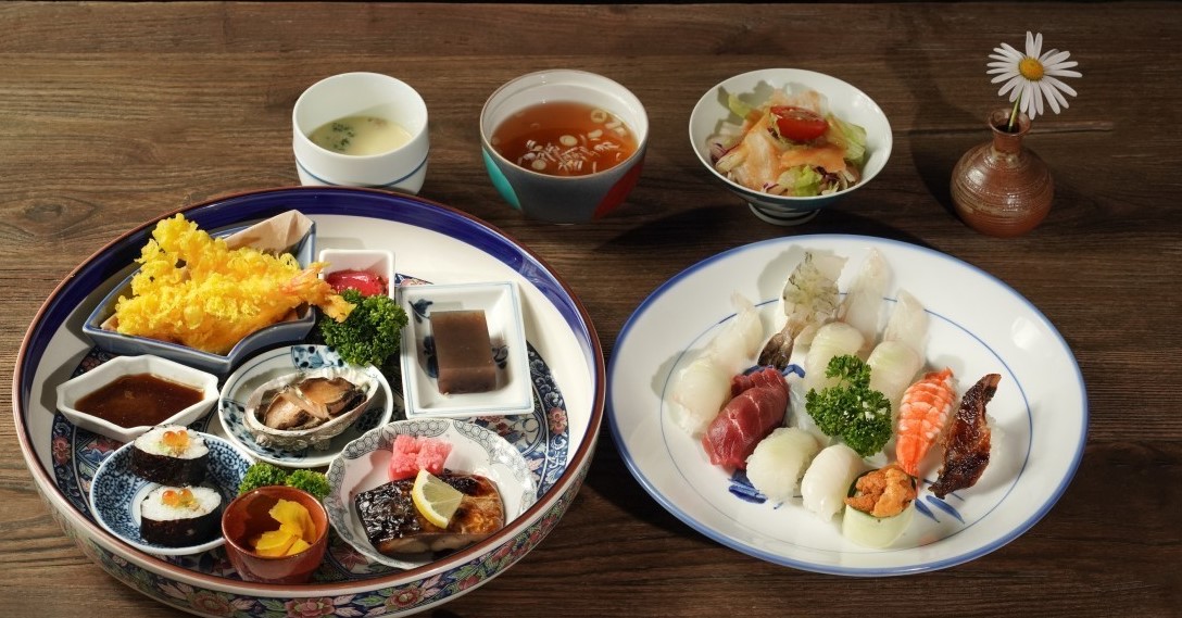 니지모리 스튜디오 맛집