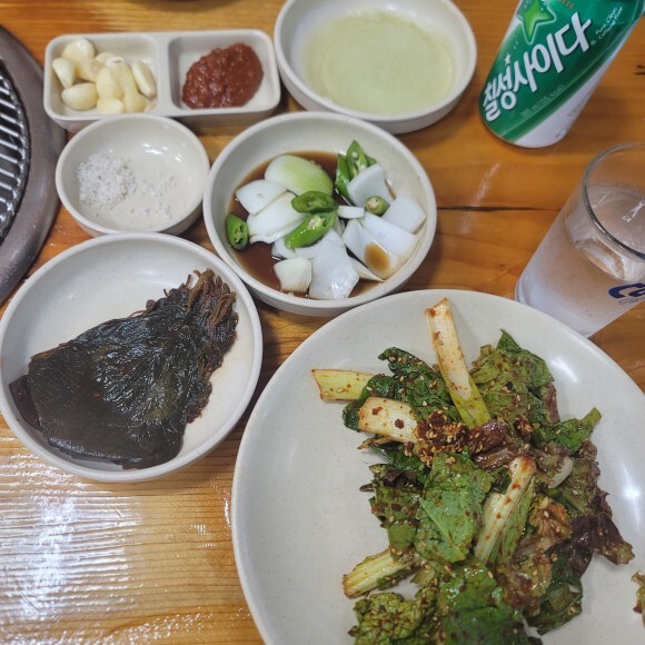 돼지사냥 이미지