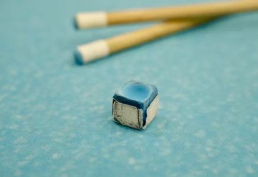 women-billiard