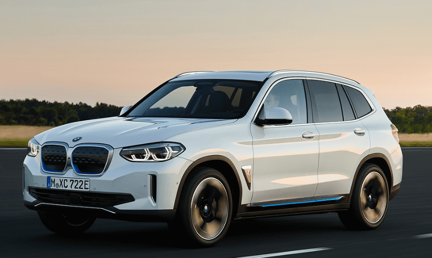 BMW iX3 사진