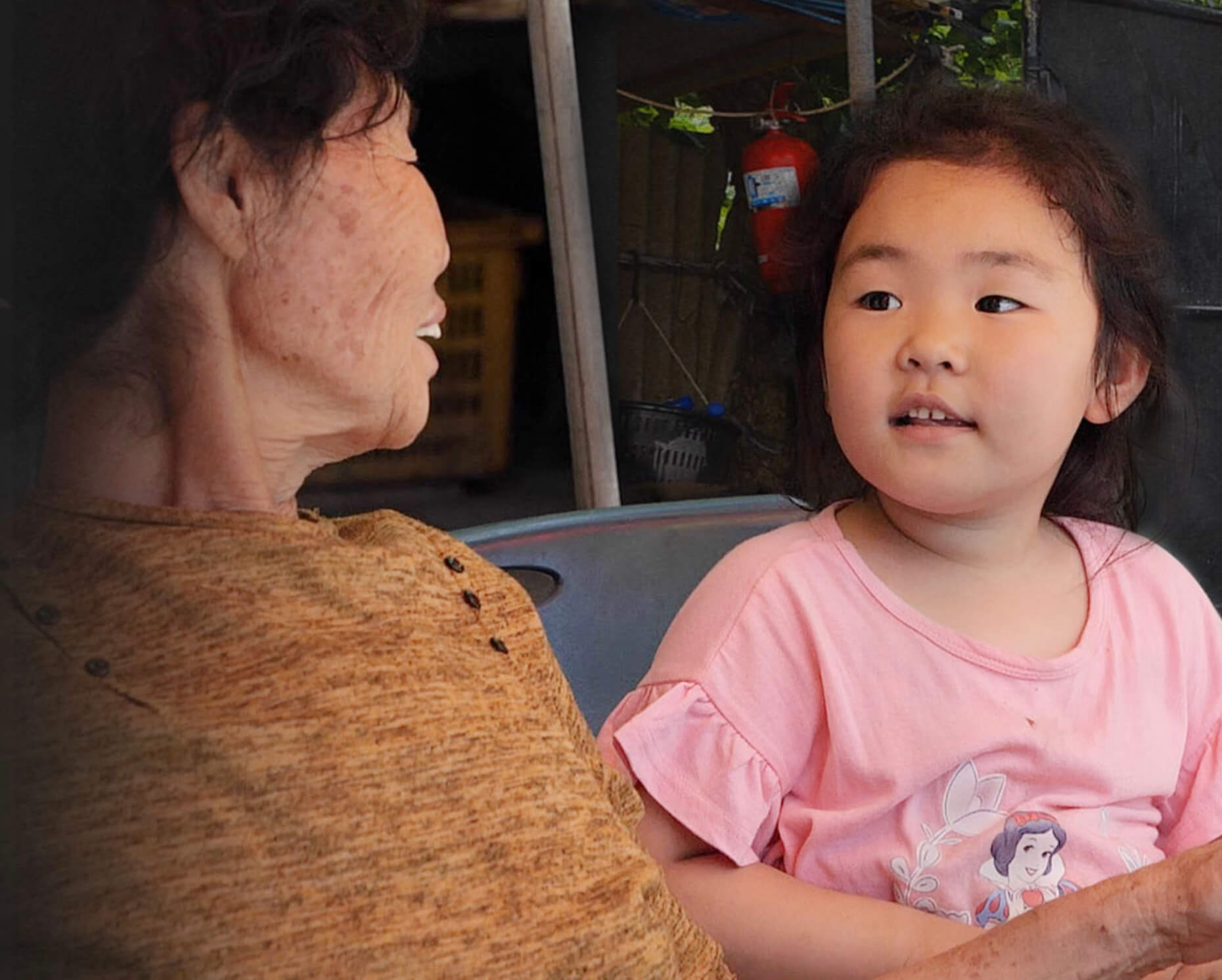 할머니와 비닐하우스에서 사는 7살 나은이 썸네일