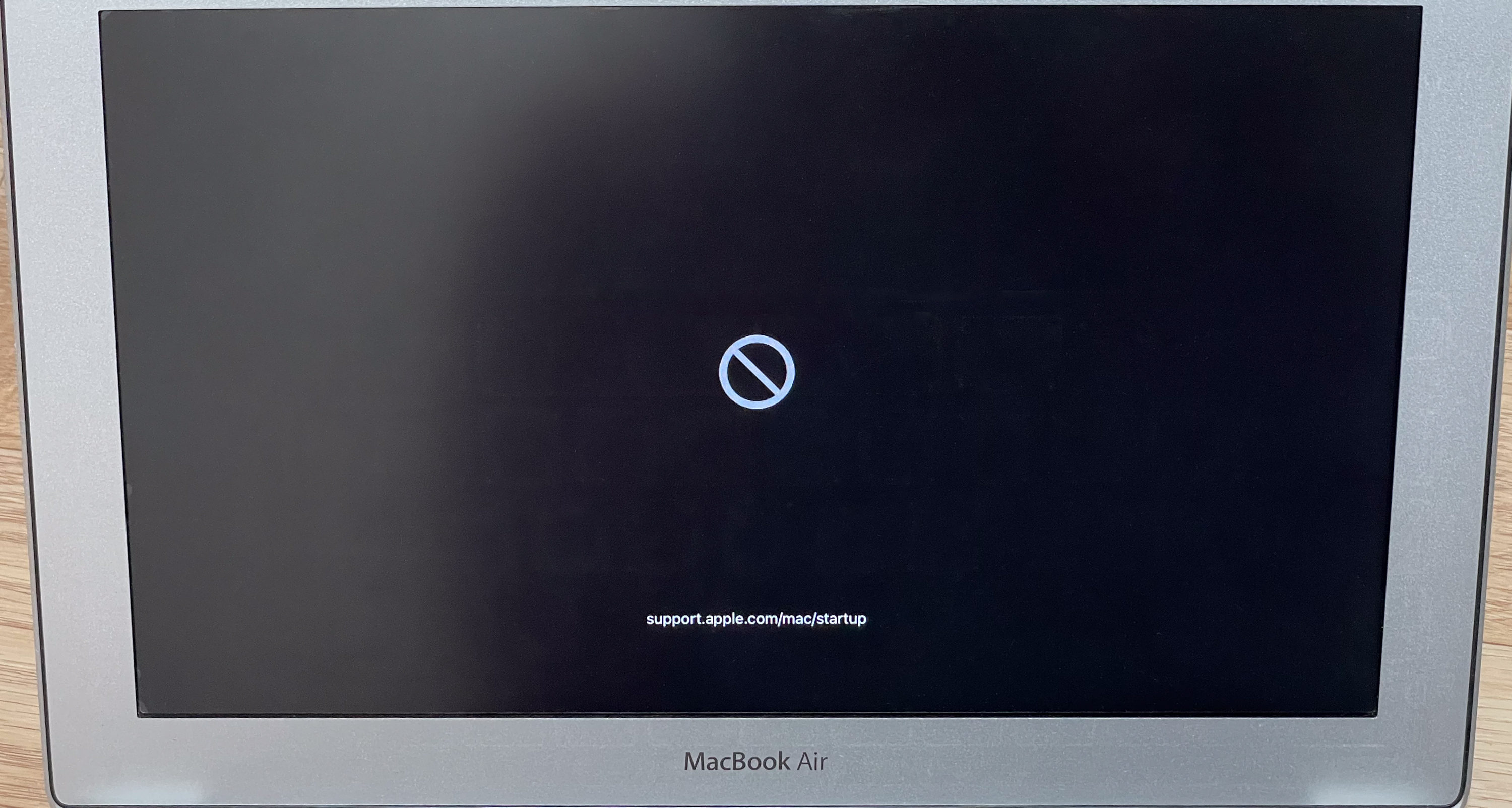 2013 맥북에어 시동 오류 화면
