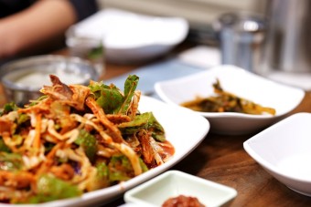 막국수 닭무침 닭곰탕