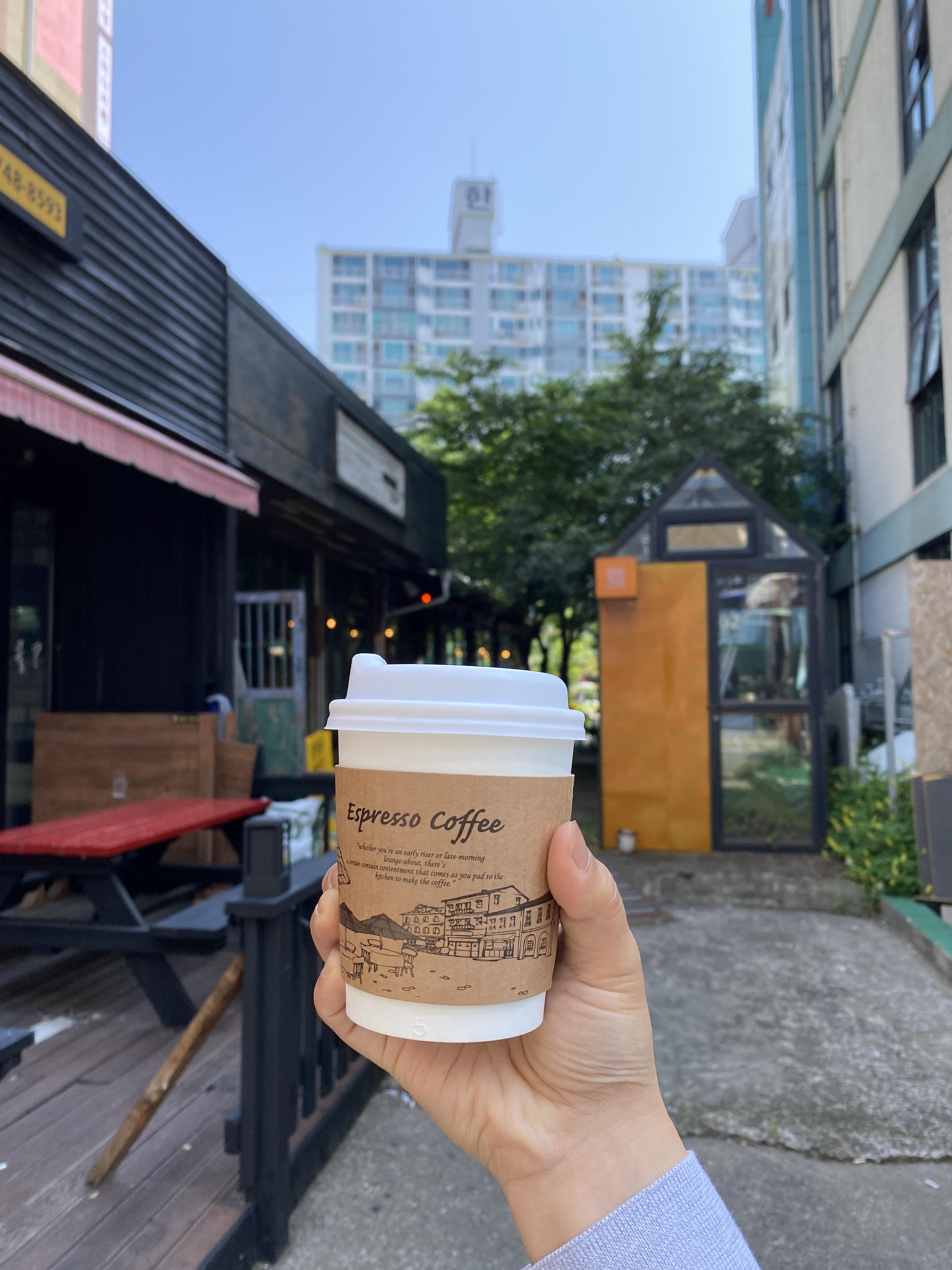  진주 평거동 카페 추천 디카페인 핸드드립 커피 썸머라떼 카페 듦
