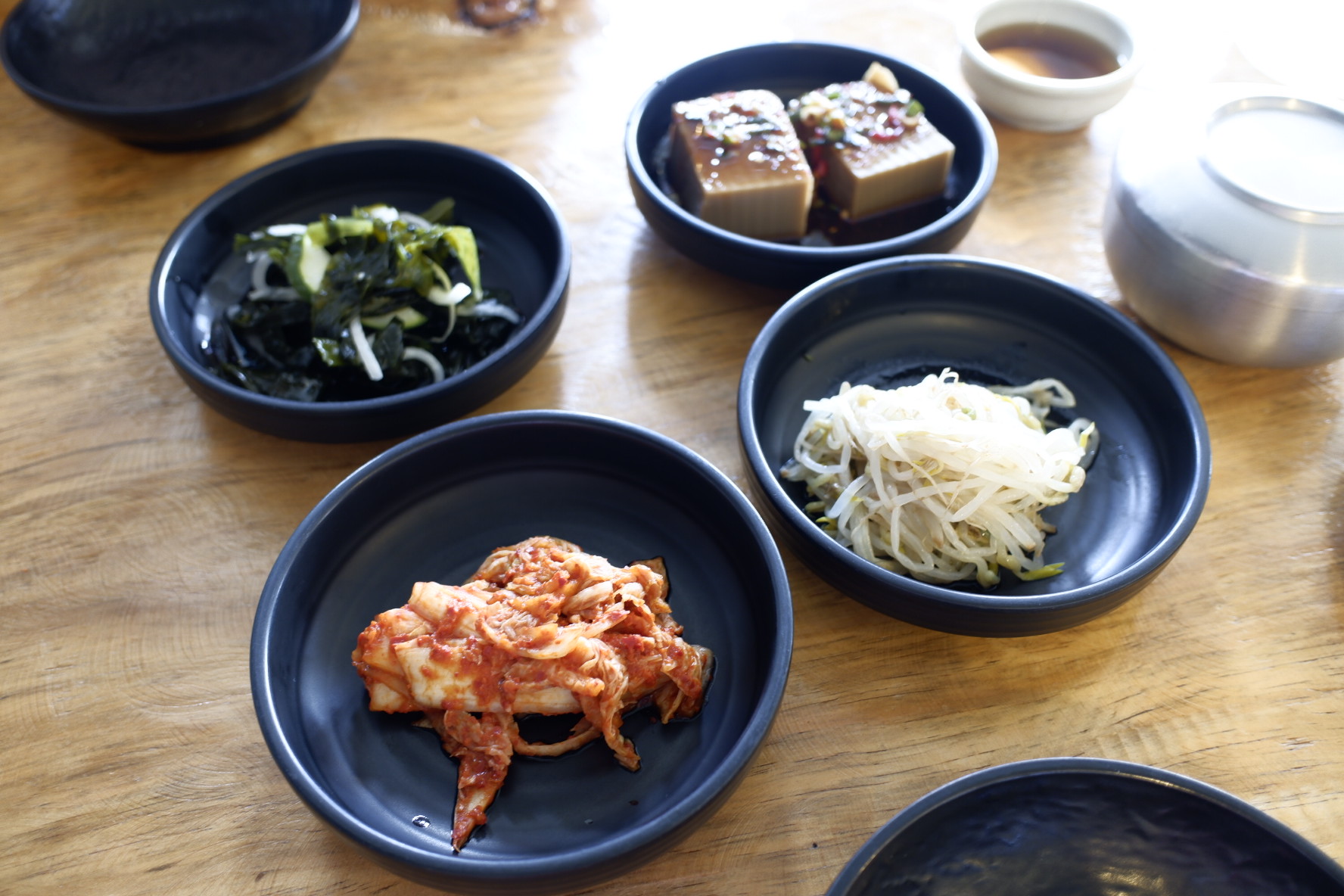청계산입구역 원터골 맛집 리숨두부 밑반찬