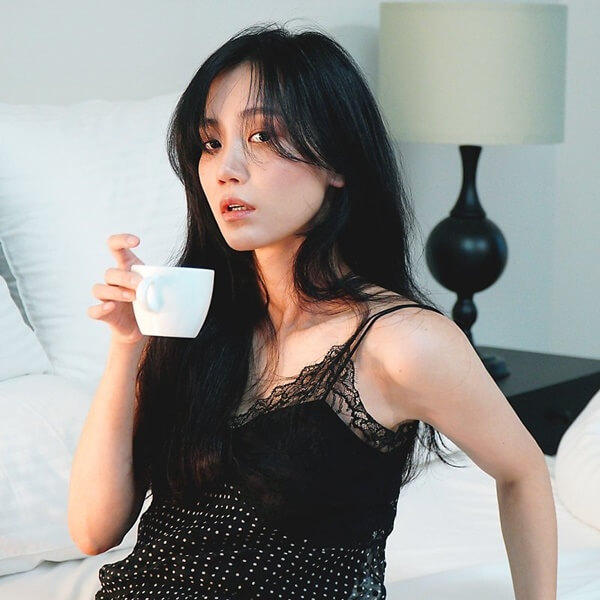 신현빈