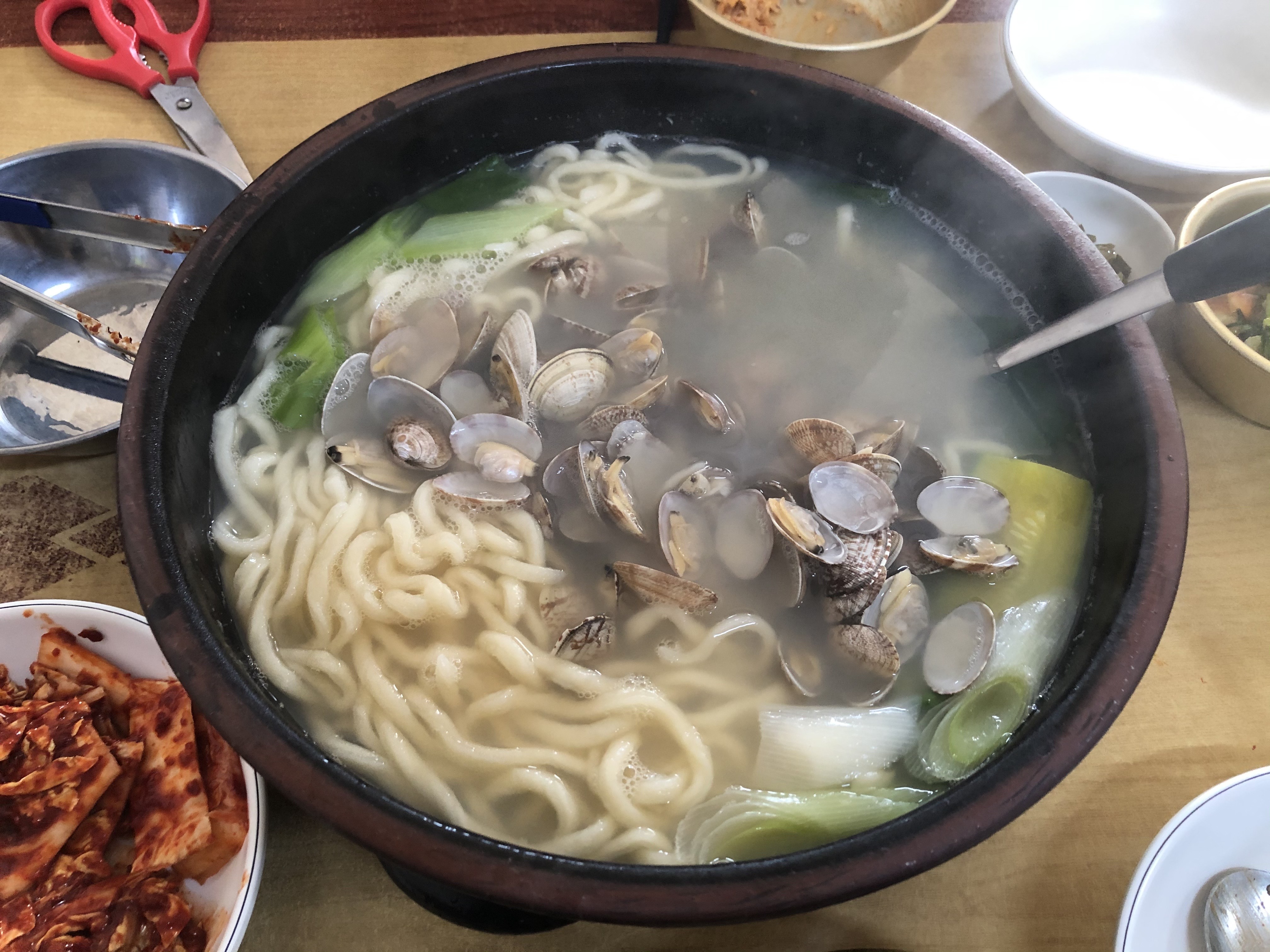  부평구청역 동네주민 추천맛집 김가바지락칼국수