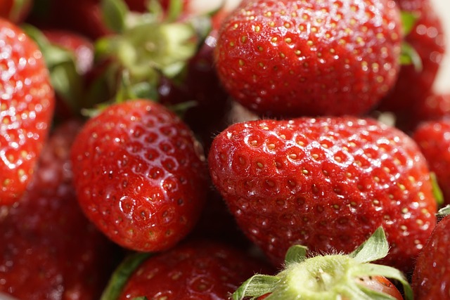 염증을 줄여주는 음식 딸기