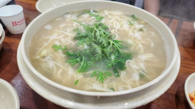 정통칼국수 이미지