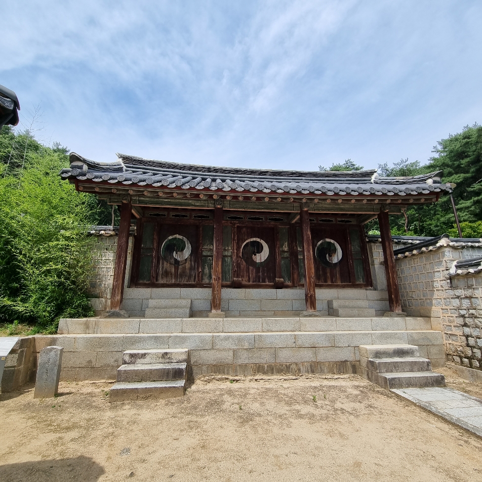 내삼문