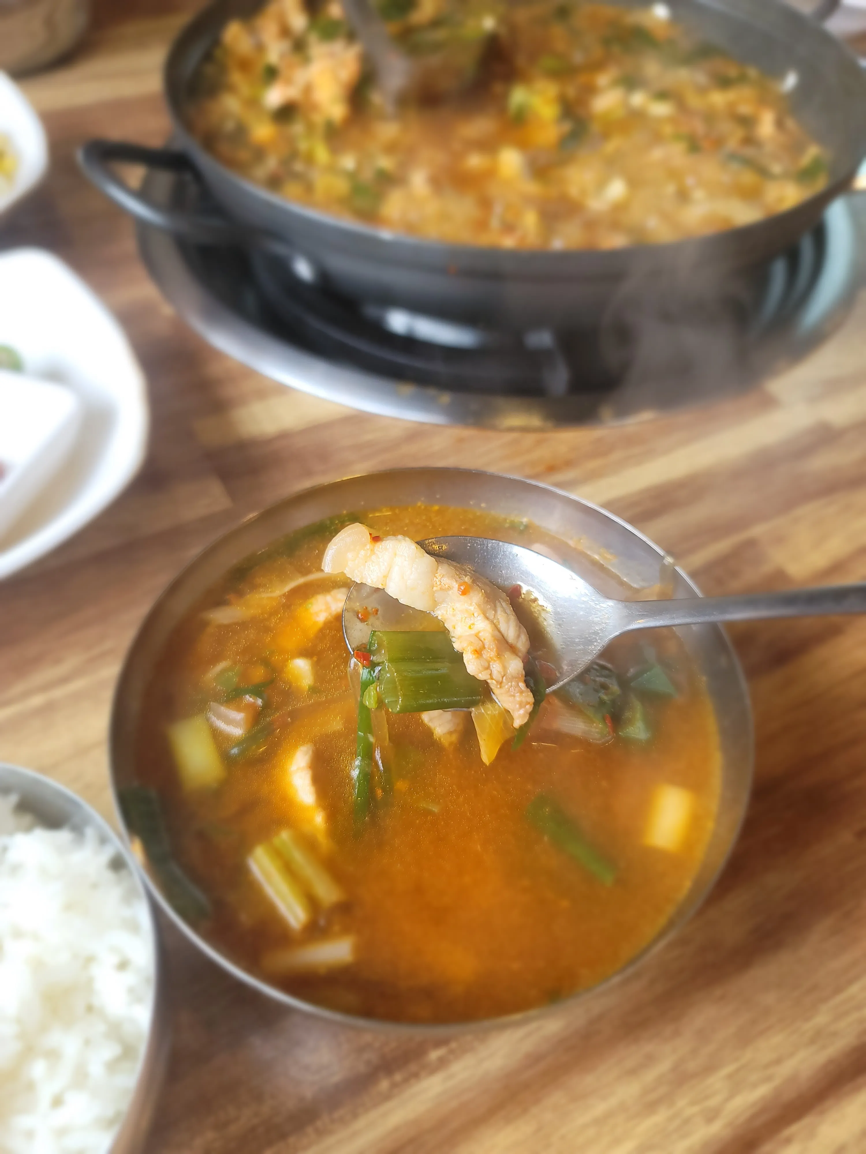 고마 돼지찌개