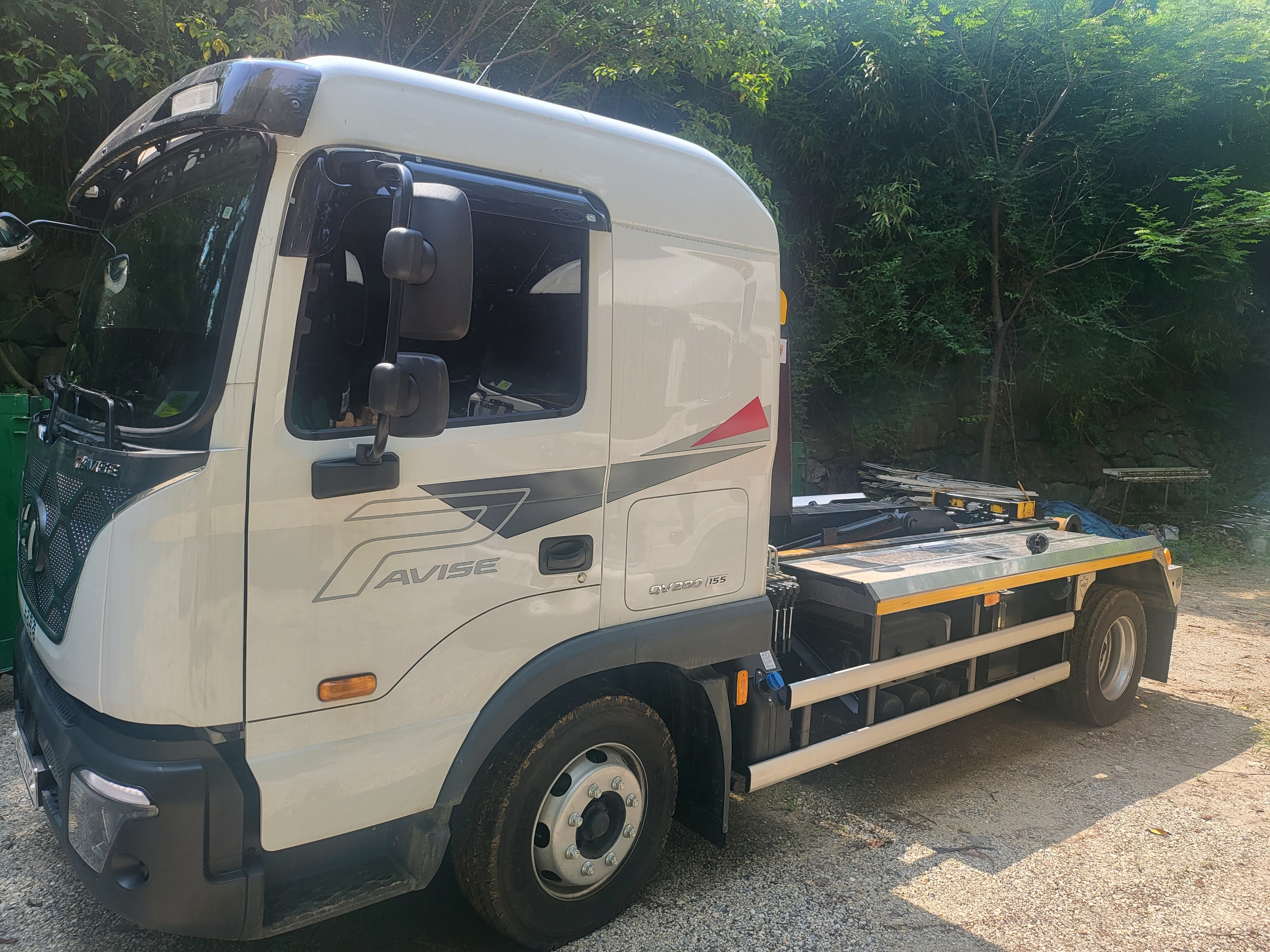  파비스5톤암롤 5톤암롤신차2022.11  23각자2000km최대적재량 5톤신차급특트럭www.specialtruck.co.kr #암롤
