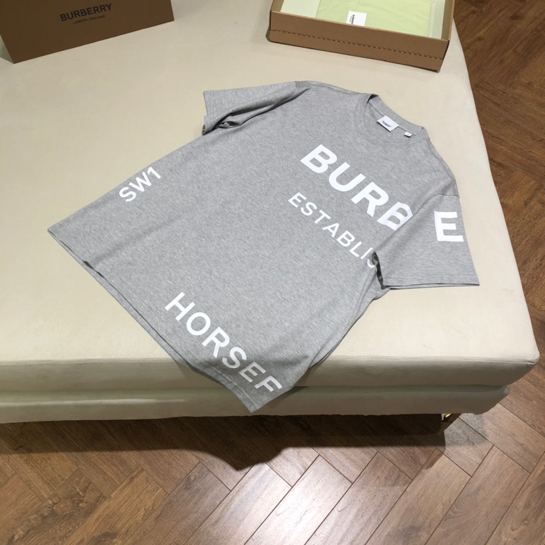  [BURBERRY] 버버리 호스페리 반팔 티셔츠 8028904