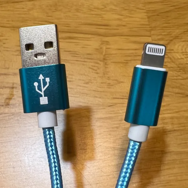 USB 8PIN 커넥터 연결부분 앞면