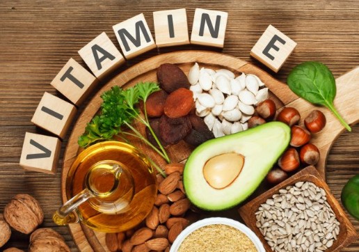 비타민E 결핍증&#44; 부족증상 및 비타민E 과다복용 부작용