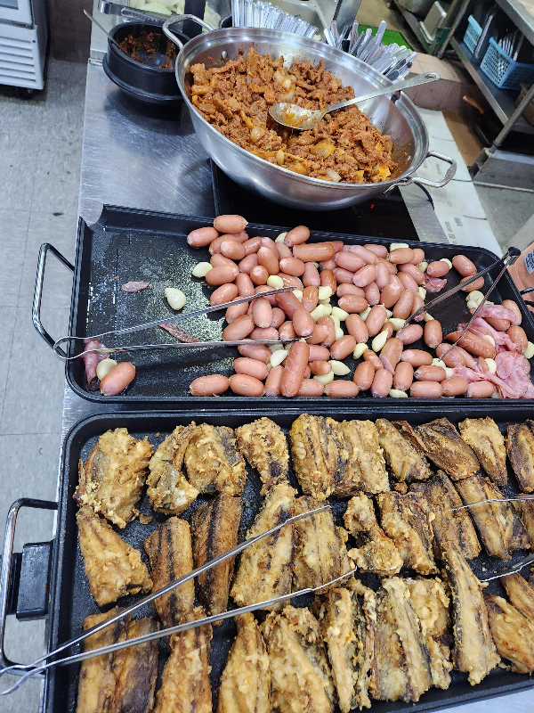 원주 뷔페 가정식뷔페 흥업식당
