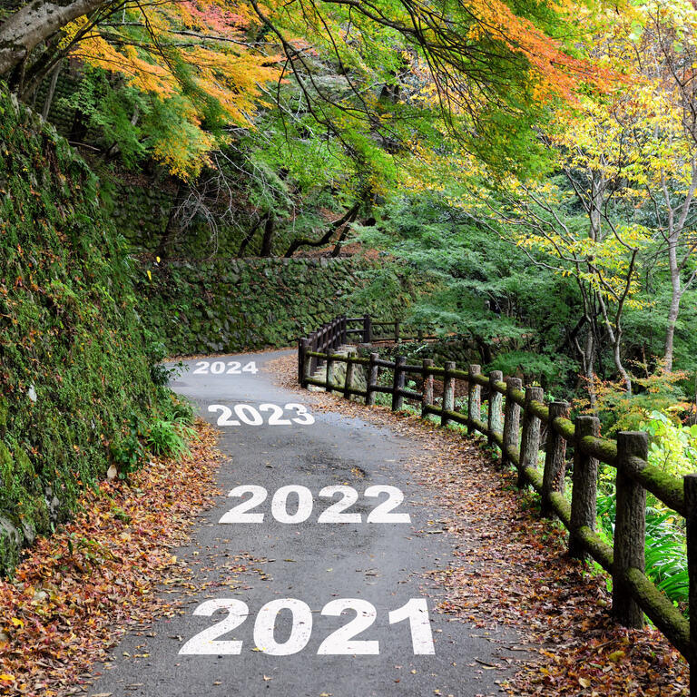  현재 과대평가 결과 2028년까지 실제 수익률이 제로임을 시사함 - 2021년 12월