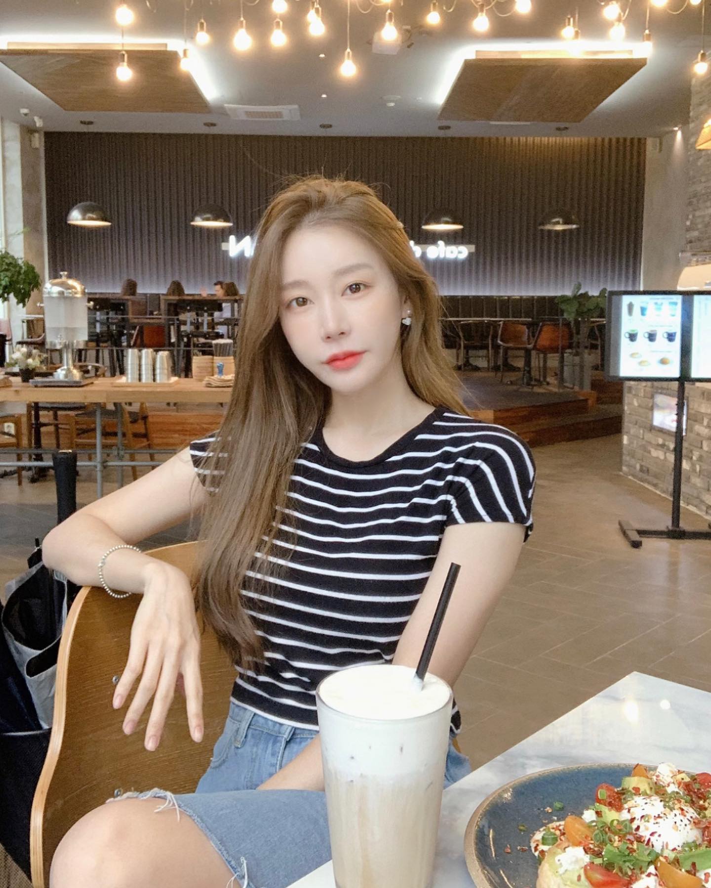 레이싱 모델 한지은