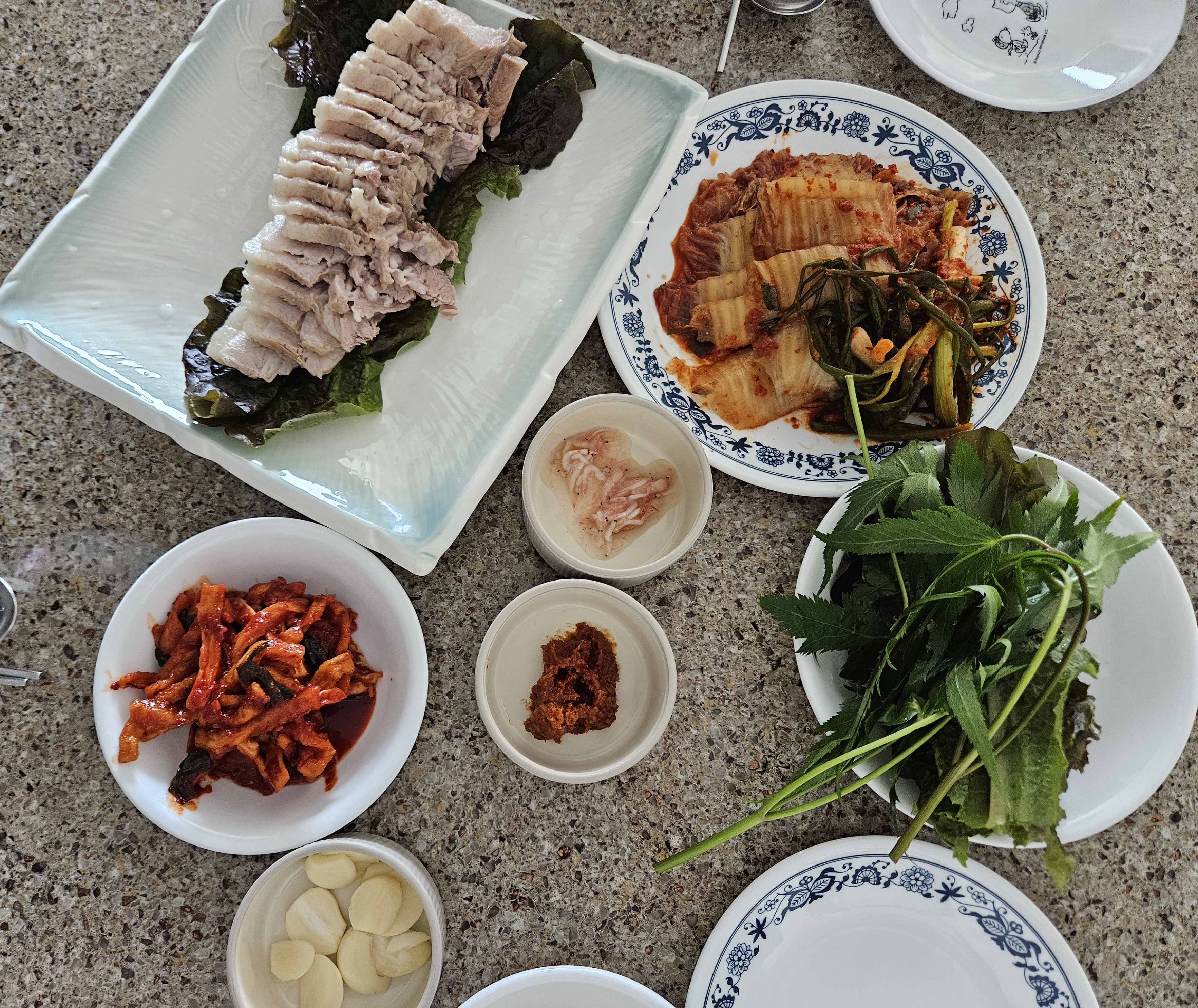 수육 상차림