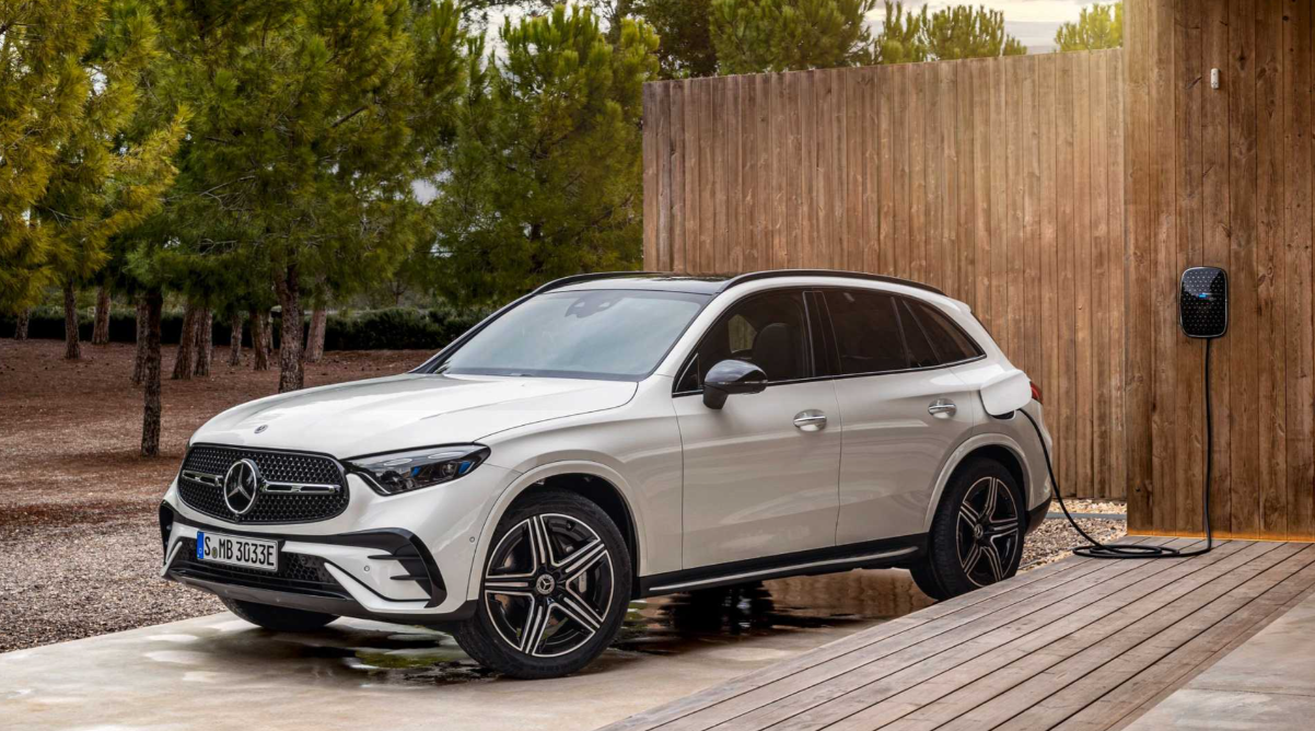 2023 벤츠 GLC 220d 4Matic 외관 인테리어 성능 가격-9 2023 벤츠 GLC 220d 4Matic 외관 인테리어 성능 가격-9