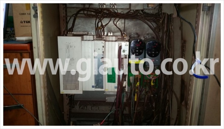 DRIVE UPGRADE, UNI1405, 1.5KW, UNI1404, 2.2KW, LENZE, MDSKSRS 060-23, UPGRADE EMERSON, UNIDRIVE, SP1405