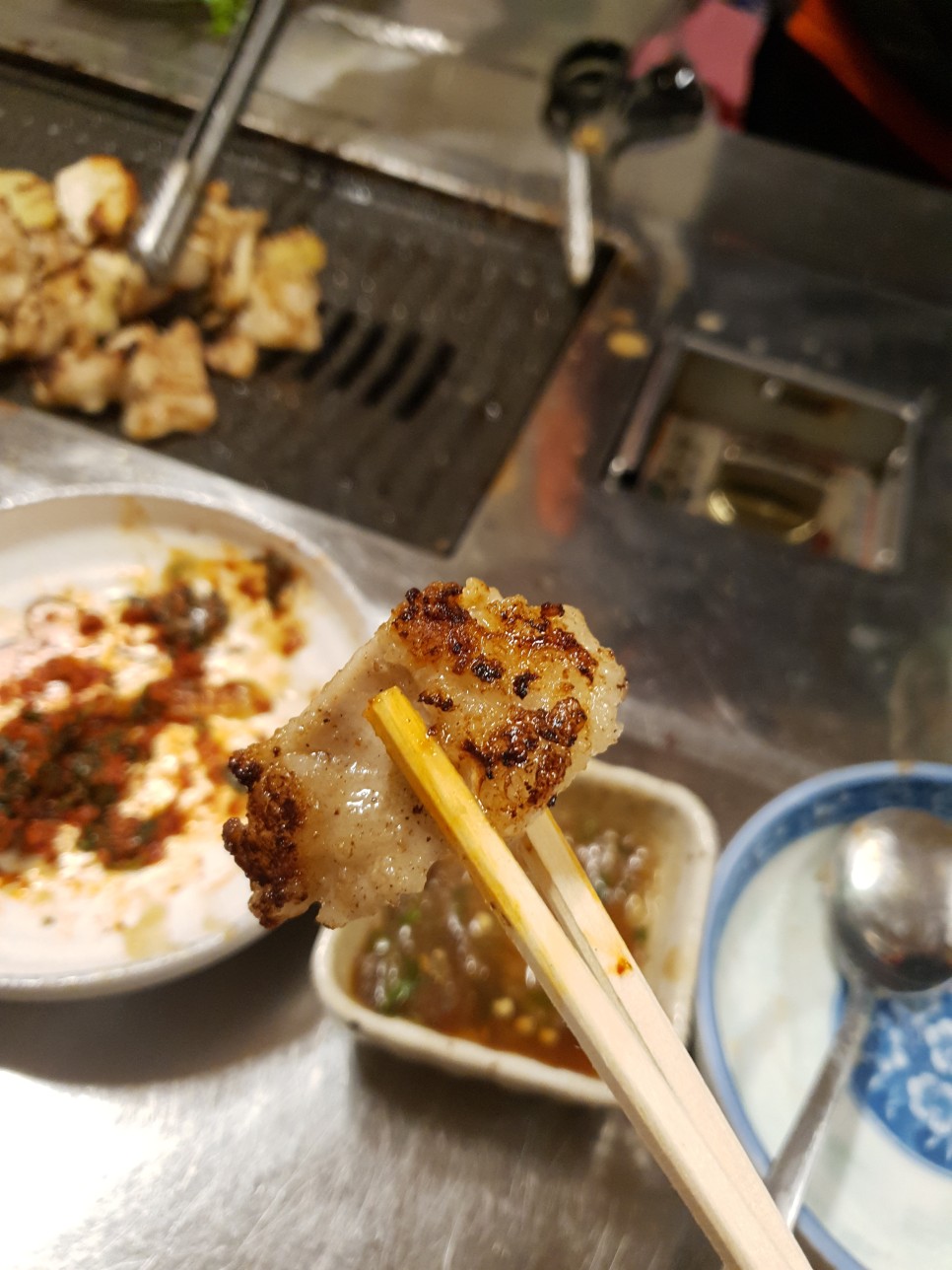황재균 현빈 등 연예인들의 부산 필수코스 맛집이래~ 부산 동래 온천동 맛집 온천양곱창 : 이대호 21