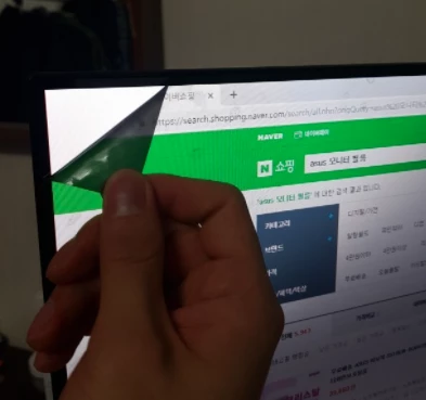 LCD_패널의_편광_필터_01