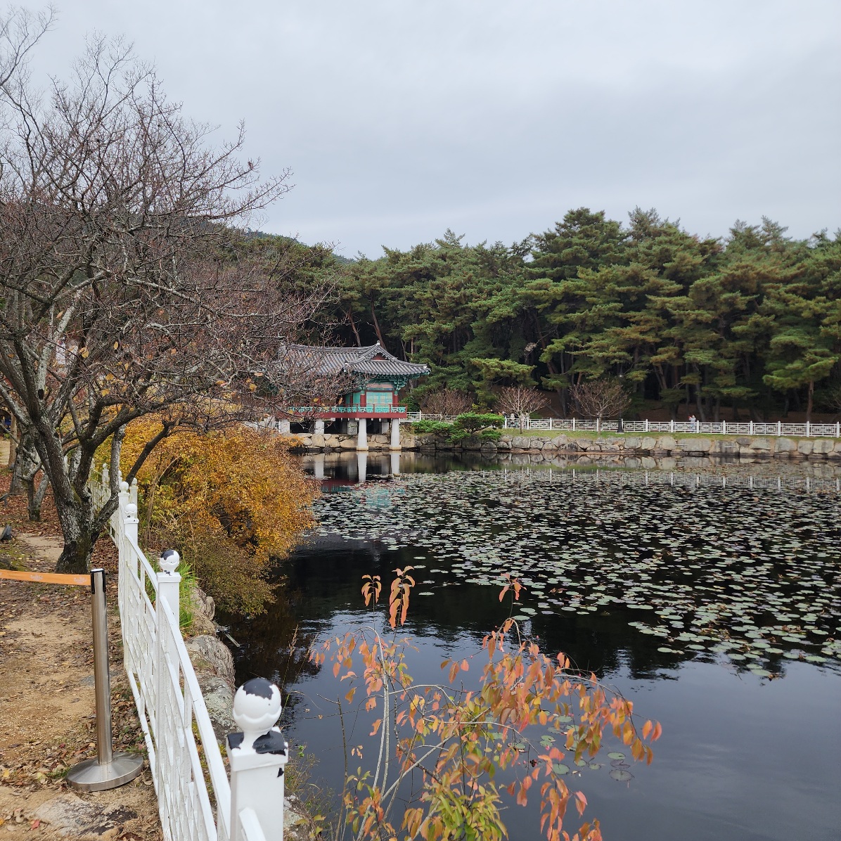 경주-통일전-연못